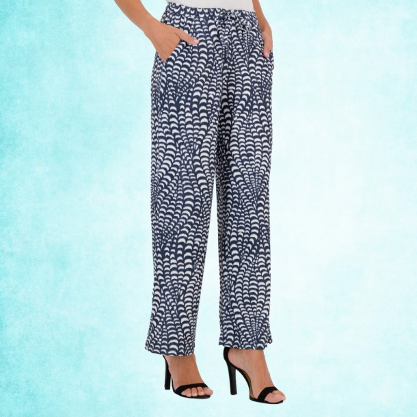 Pants, Comfort, Pockets