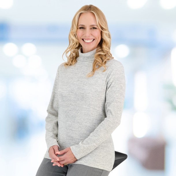skivvy, roll neck, jumper, sweater, fashion