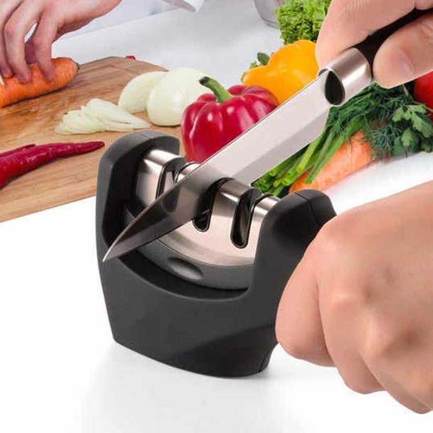 knife, knives, sharpener, sharp, blunt
