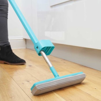 Mighty Thirsty Mop