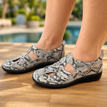 Comfort Weave Leather Shoe